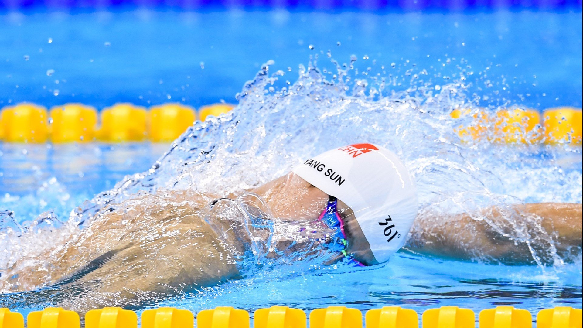 年终总决赛首回合爆出冷门！洛杉矶快船惊险上海申花，争冠形势突变